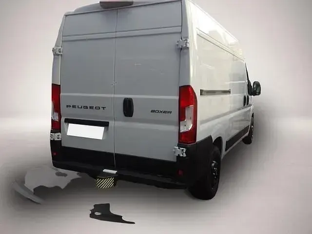 Gebraucht Peugeot Boxer 140 PS (102 kW) 2025 Manufacturer Van