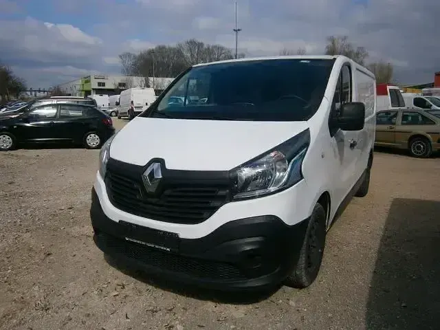 Gebraucht Renault Trafic Komfort 95 PS (69 kW) 2019 Weiß Van / Kleinbus