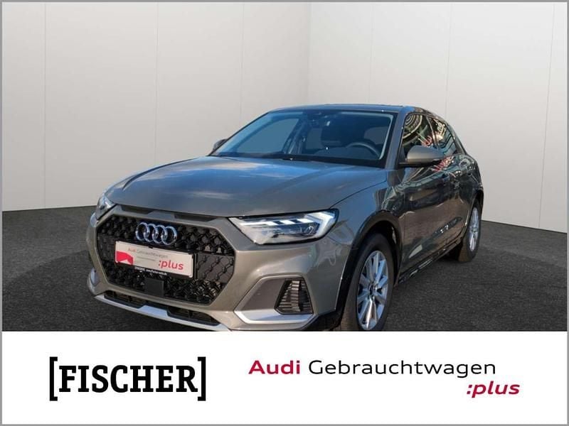 Grau Gebraucht 2025 Audi A1 Advanced Kleinwagen | 23.949 € (Fairer Preis) - Bild 1/4