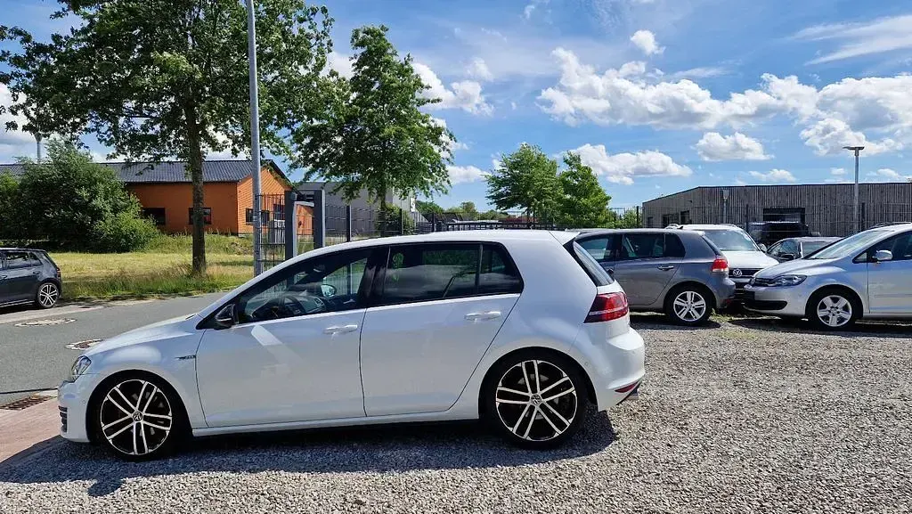 Gebraucht VW Golf VII GTD 184 PS (135 kW) 2014 Weiß Limousine
