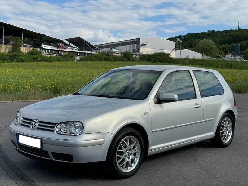 Silber Gebraucht 2000 VW Golf IV Highline Kleinwagen | 3.999 € (Fairer Preis) - Bild 1/4