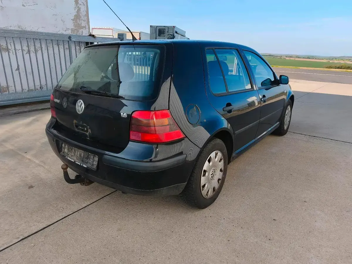 Gebraucht VW Golf IV 110 PS (80 kW) 2001 Schwarz Kleinwagen