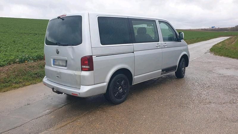 Gebraucht VW T5 174 PS (127 kW) 2007 Grau Van