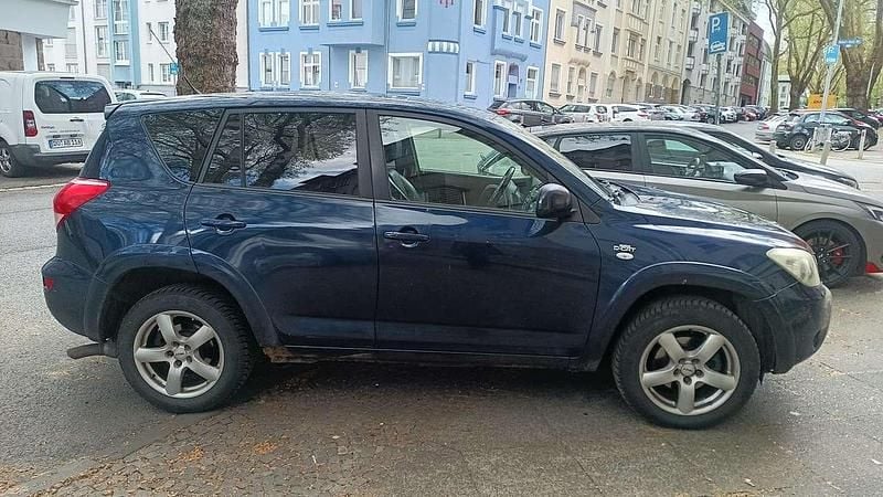 Gebraucht Toyota RAV4 Sol 177 PS (130 kW) 2006 Blau SUV