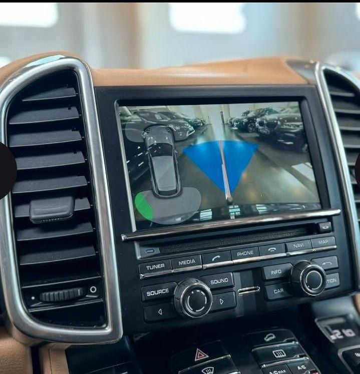 Second-hand Porsche Cayenne 262 CP (192 kW) 2016 Albastru SUV