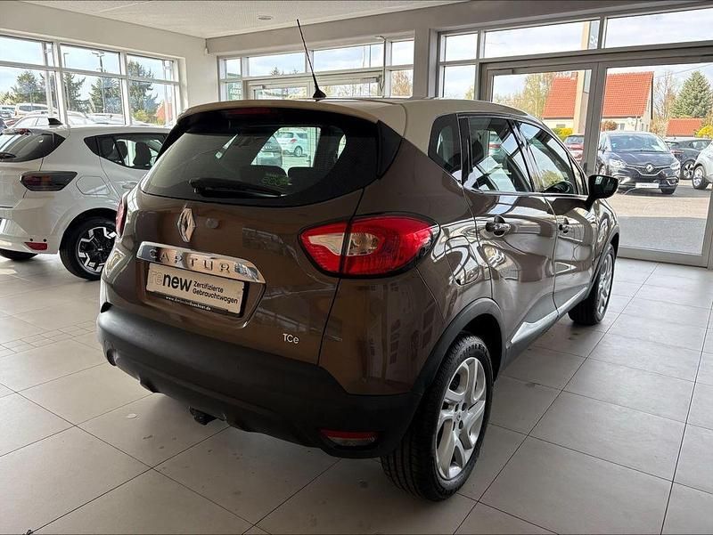 Occasion Renault Captur Luxe 90 ch (66 kW) 2015 Marron SUV