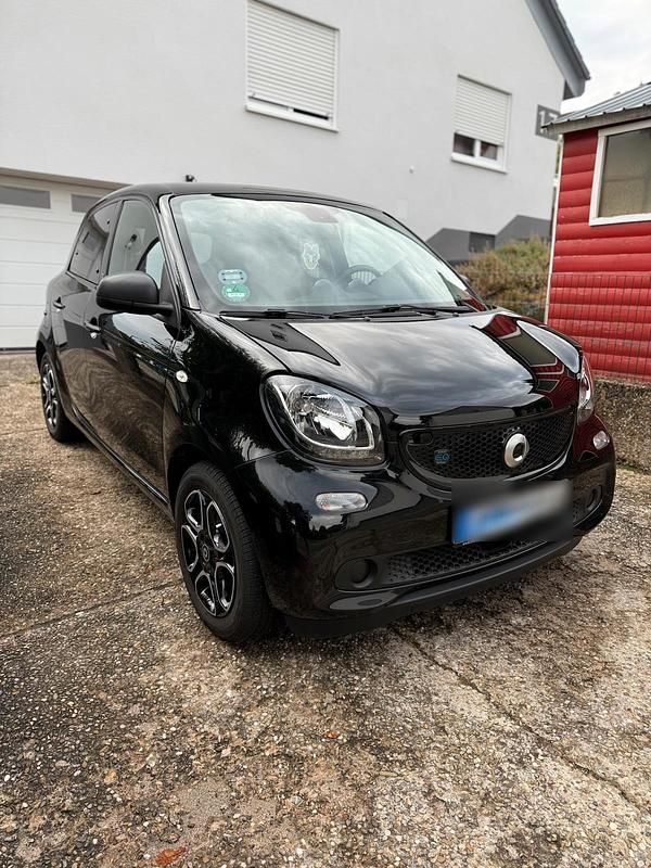 Schwarz Gebraucht 2019 Smart ForFour Electric Drive Kleinwagen | 7.999 € (Fairer Preis) - Bild 1/4