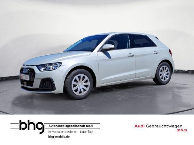 Silber Gebraucht 2024 Audi A1 Sportback Advanced Kleinwagen | 23.430 € (Superpreis) - Bild 1/4