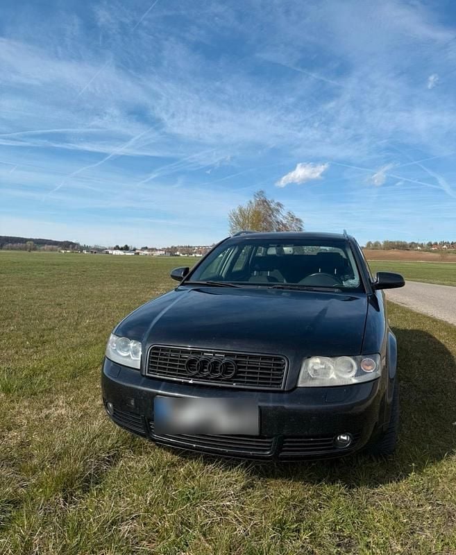 Gebraucht Audi A4 131 PS (96 kW) 2004 Schwarz Kombi