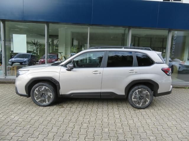 Gold Neu 2025 Subaru Forester Exclusive+ SUV | 42.300 € (Fairer Preis) - Bild 1/4