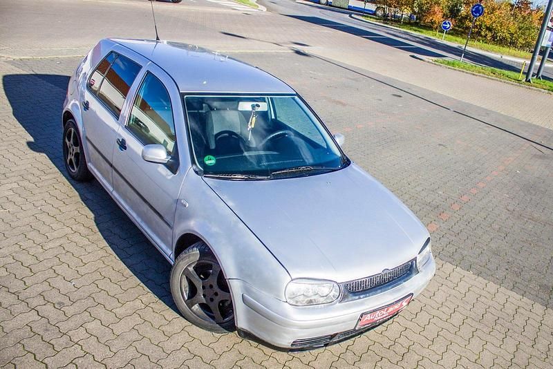 Gebraucht VW Golf IV 101 PS (74 kW) 1999 Silber Limousine