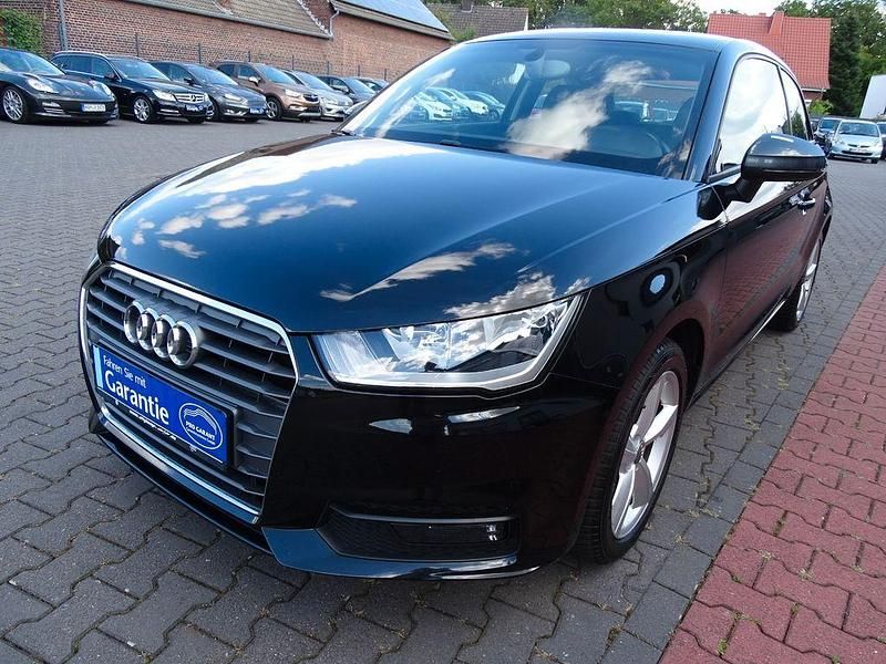 Schwarz Gebraucht 2016 Audi A1 Design Kleinwagen | 14.980 € (Fairer Preis) - Bild 1/4
