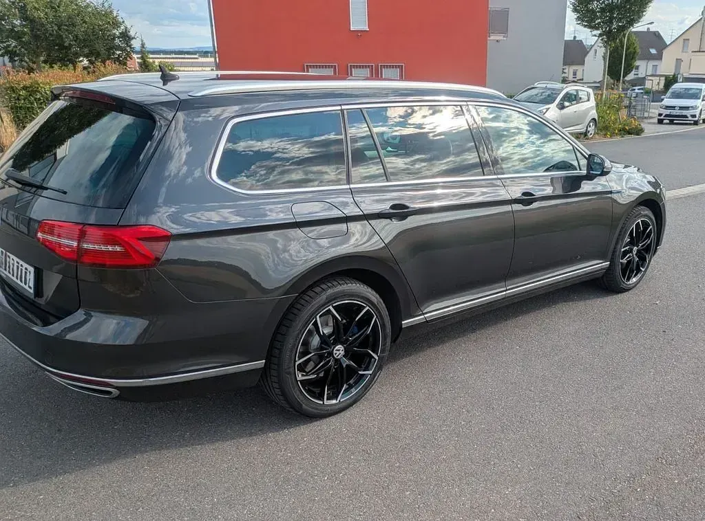 Gebraucht VW Passat GTE 218 PS (160 kW) 2017 Grau Kombi