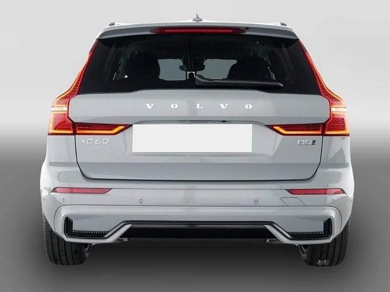 Gebraucht Volvo XC60 Plus 250 PS (183 kW) 2025 Grau SUV