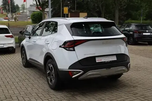 Gebraucht Kia Sportage Edition 7 150 PS (110 kW) 2022 Weiß SUV