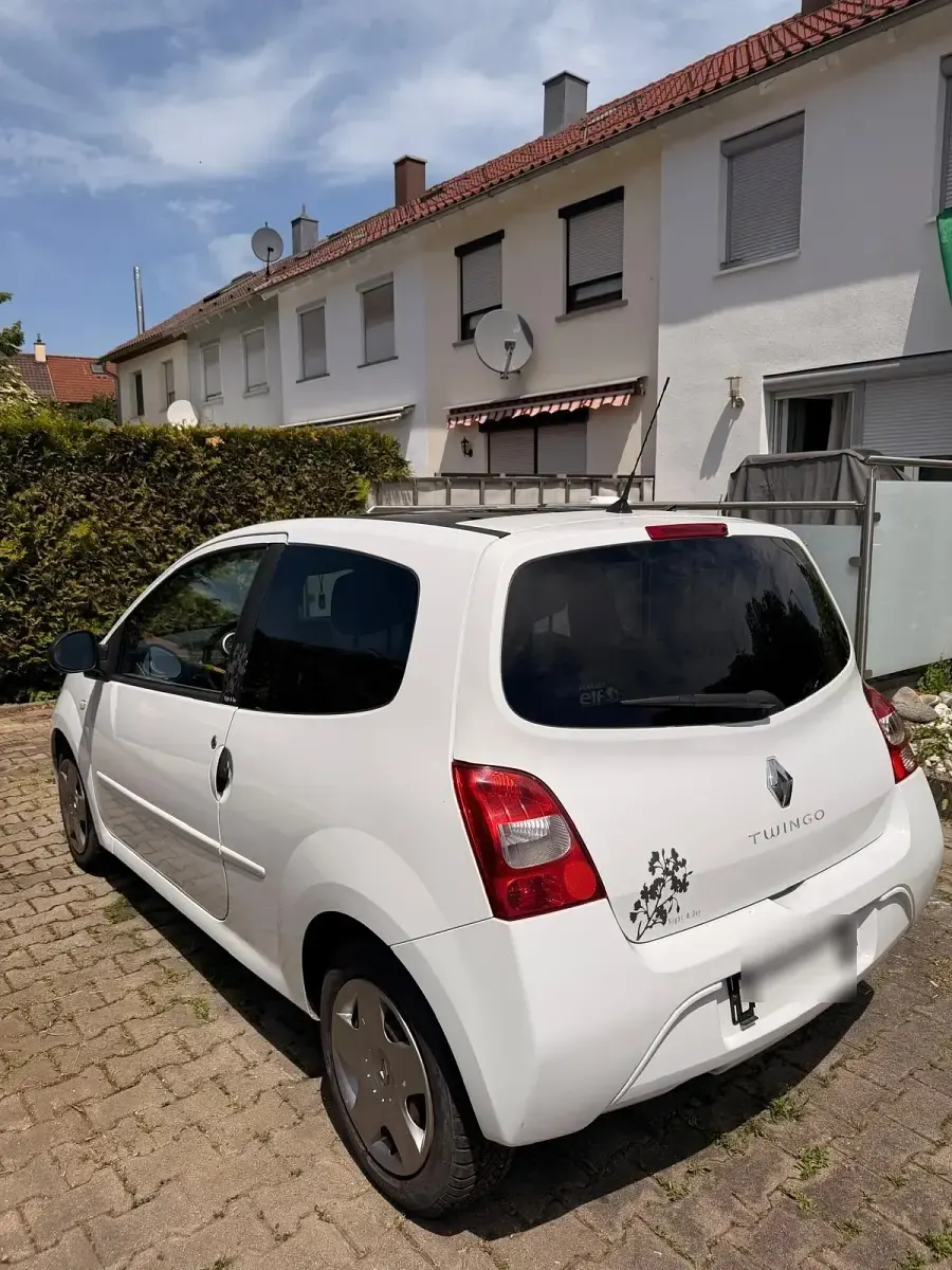 Gebraucht Renault Twingo Night&Day 75 PS (55 kW) 2009 Weiß Kleinwagen