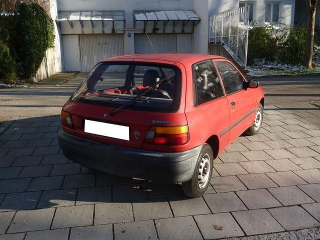 Gebraucht Toyota Starlet 75 PS (55 kW) 1994 Rot Kleinwagen