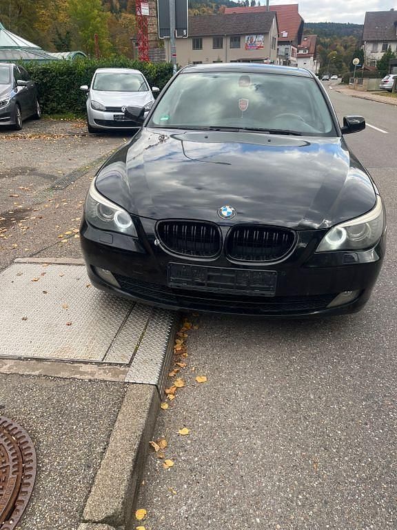 Schwarz Gebraucht 2008 BMW 523 Advantage Limousine | 4.500 € (Superpreis) - Bild 1/4