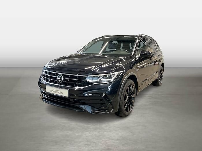 Deep black perleffekt Gebraucht 2022 VW Tiguan Allspace R-line SUV | 41.520 € (Etwas zu teuer) - Bild 1/4