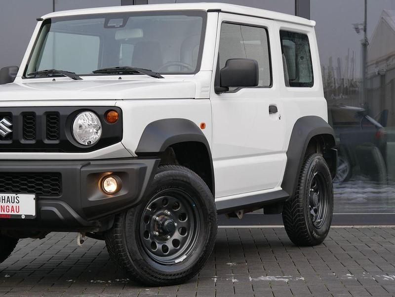 Gebraucht Suzuki Jimny Comfort 102 PS (75 kW) 2021 Weiß SUV