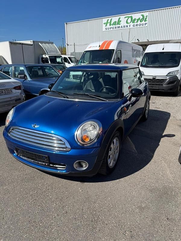 Second-hand Mini ONE 96 CP (70 kW) 2008 Albastru Hatchback