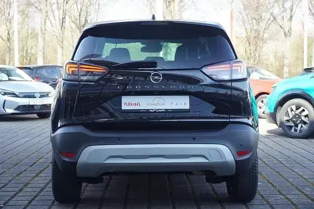 Gebraucht Opel Crossland 110 PS (80 kW) 2024 Schwarz SUV