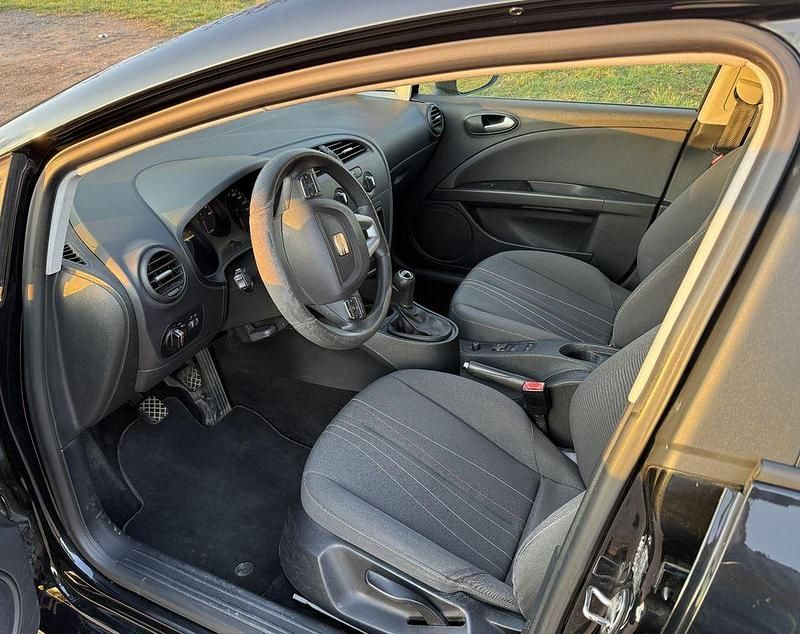 Gebraucht Seat Leon Copa 105 PS (77 kW) 2011 Schwarz Kleinwagen