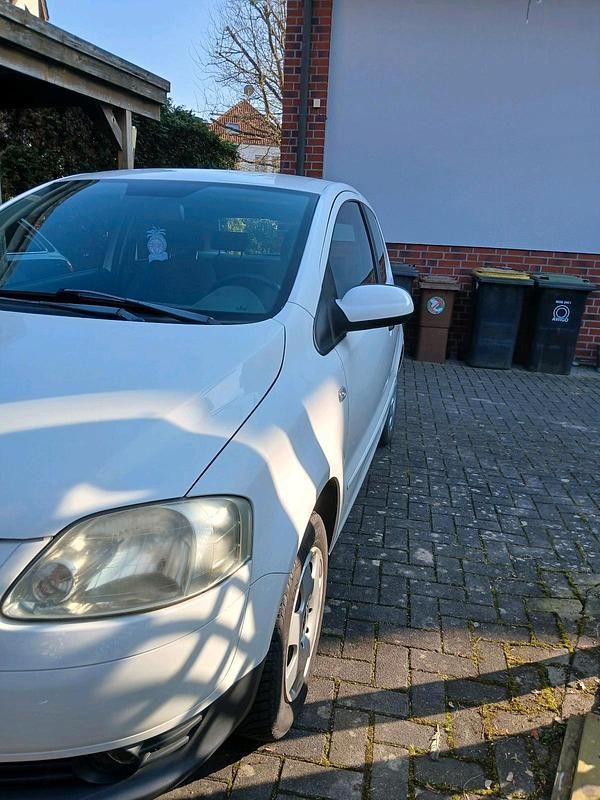 Second-hand VW Fox 55 CP (40 kW) 2010 Alb Hatchback