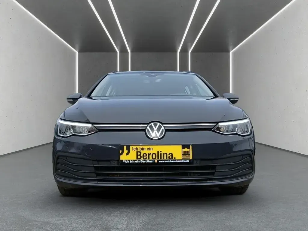 Gebraucht VW Golf VIII Life 116 PS (85 kW) 2022 Grau Kombi