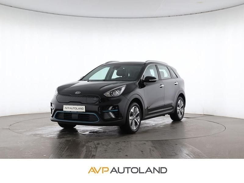 Aurora black metallic Gebraucht 2021 Kia e-Niro Vision SUV | 15.980 € (Superpreis) - Bild 1/4