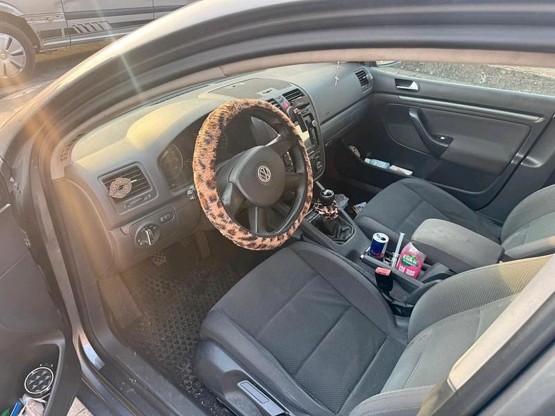 Gebraucht VW Golf IV 102 PS (75 kW) 2005 Grau Limousine