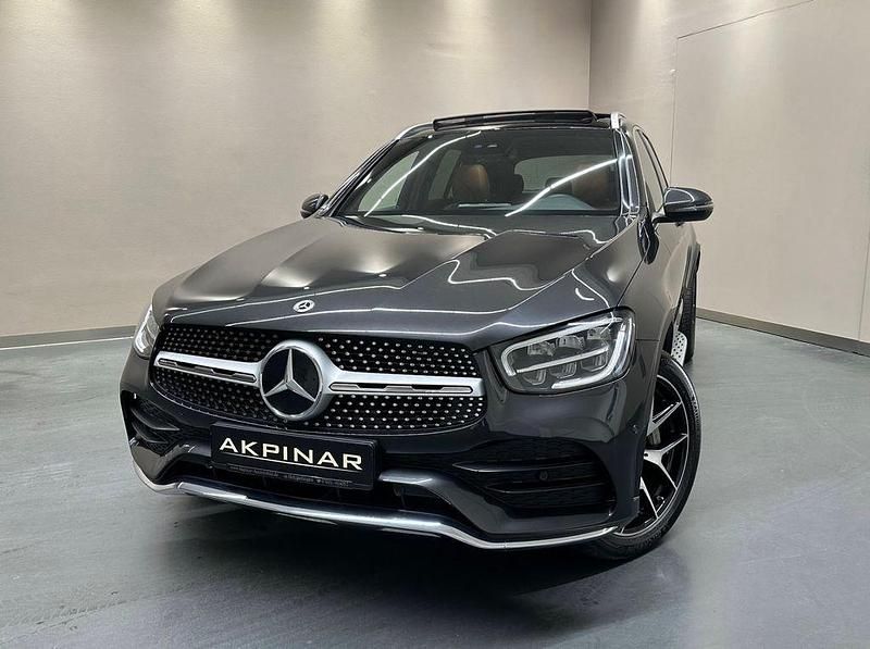 Grau Gebraucht 2022 Mercedes GLC400d AMG line SUV | 54.800 € (Fairer Preis) - Bild 1/4