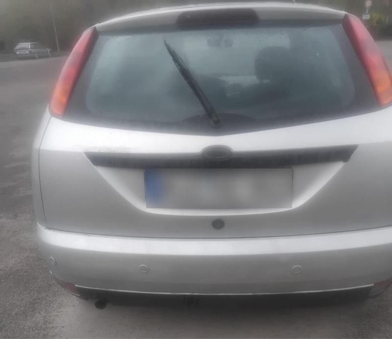 Gebraucht Ford Focus 101 PS (74 kW) 2000 Silber Kombi