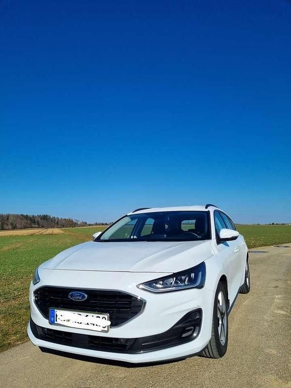 Gebraucht Ford Focus ST 120 PS (88 kW) 2022 Weiß Kombi