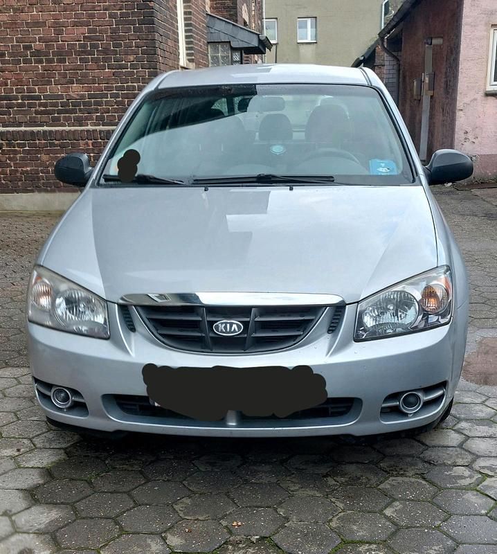 Silber Gebraucht 2005 Kia Cerato Kleinwagen | 1.400 € (Fairer Preis) - Bild 1/4