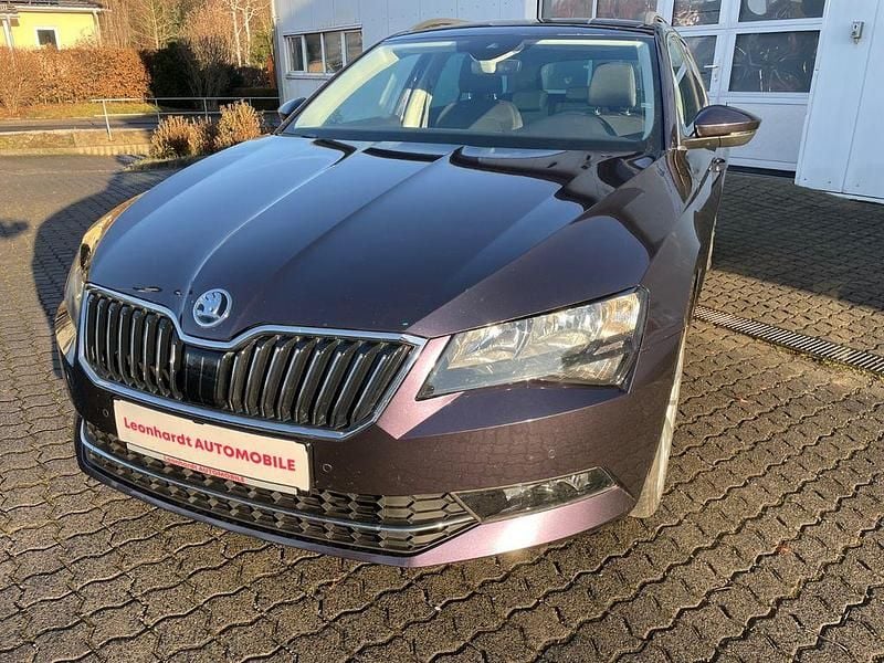 Gebraucht 2018 Skoda Superb Ambition Kombi | 17.990 € (Fairer Preis) - Bild 1/4
