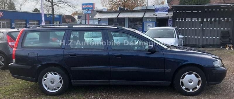 Gebraucht Volvo V70 140 PS (102 kW) 2001 Blau Kombi