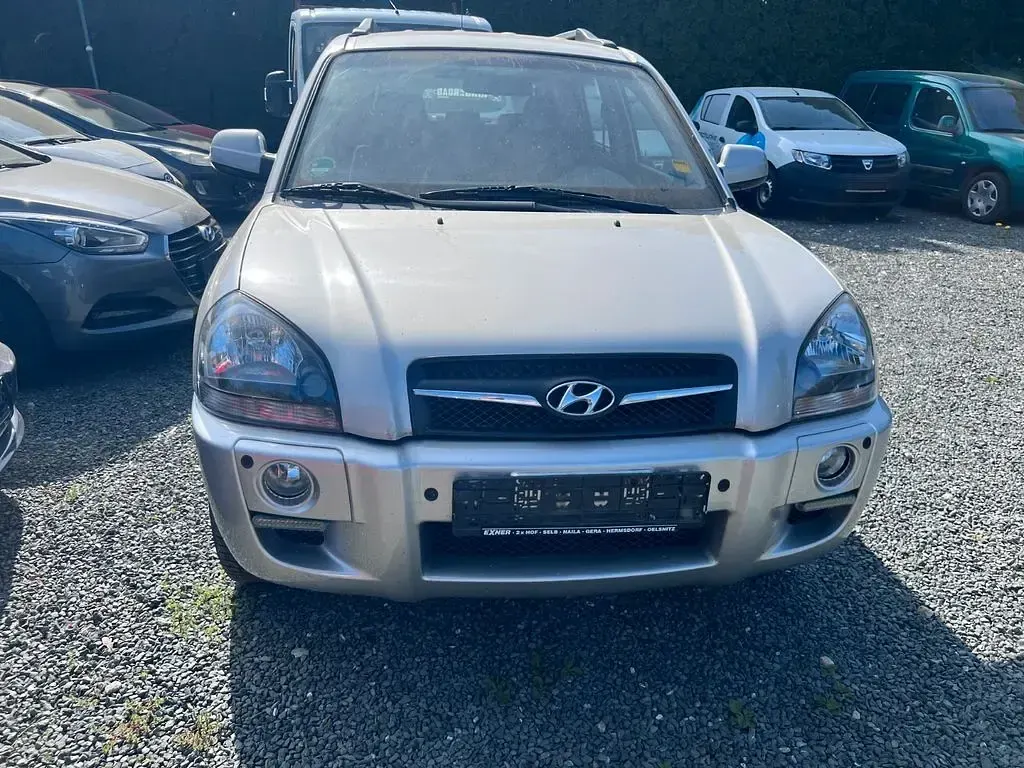Gebraucht Hyundai Tucson GLS 141 PS (103 kW) 2009 Silber SUV