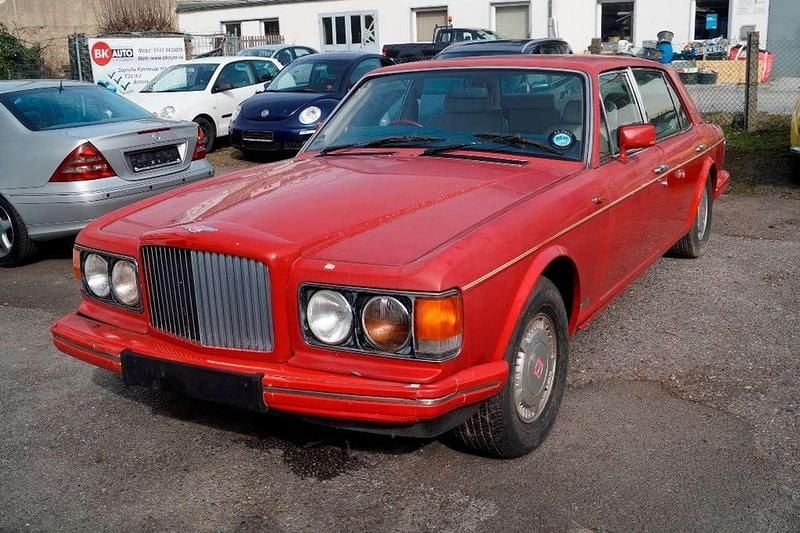 Gebraucht Bentley Mulsanne 203 PS (149 kW) 1985 Rot Limousine