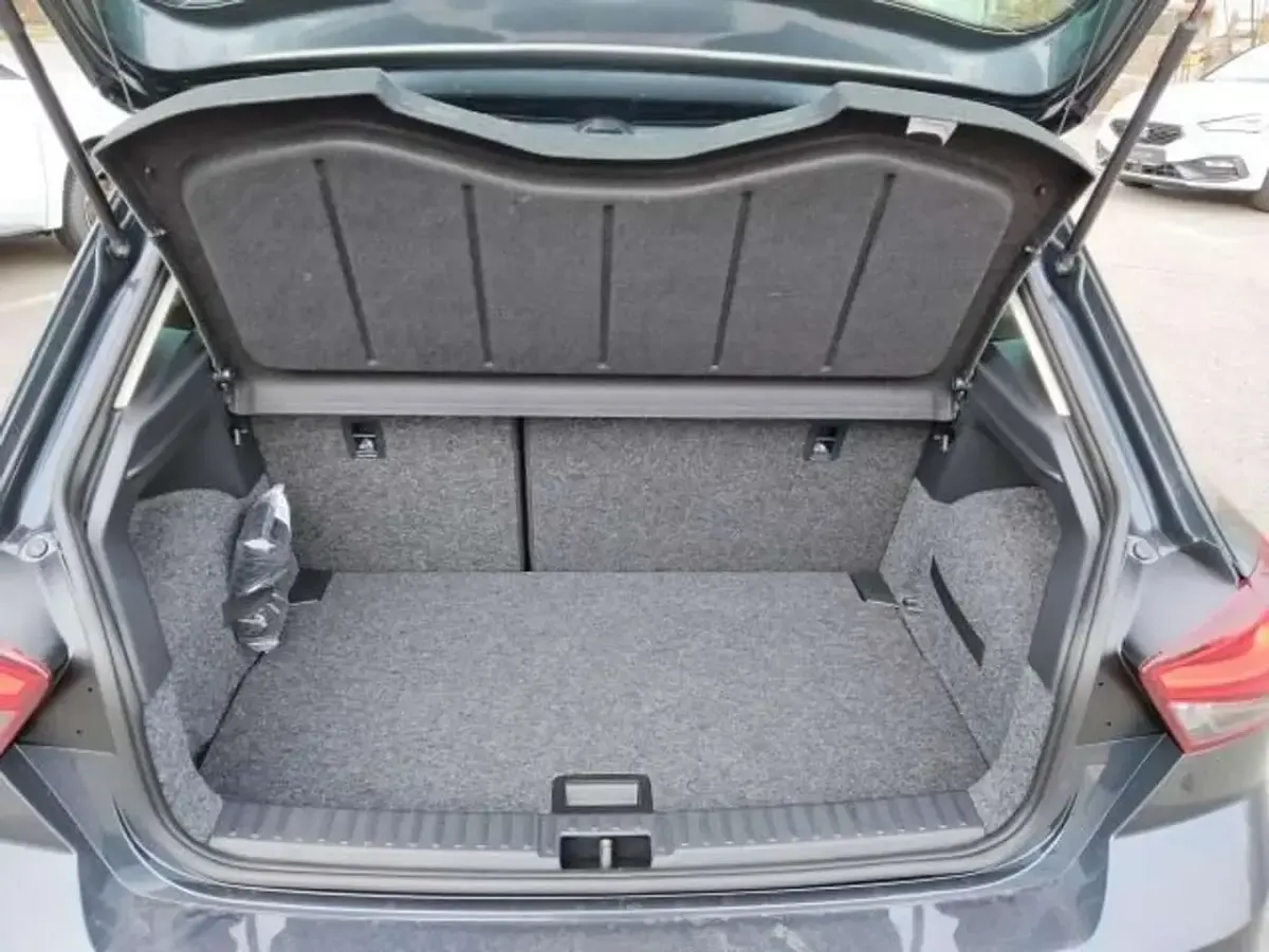 Gebraucht Seat Ibiza 116 PS (85 kW) 2026 Magnetic grau metallic Kleinwagen