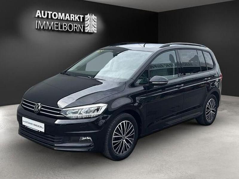 Gebraucht VW Touran Comfortline 150 PS (110 kW) 2024 Schwarz Van / Kleinbus