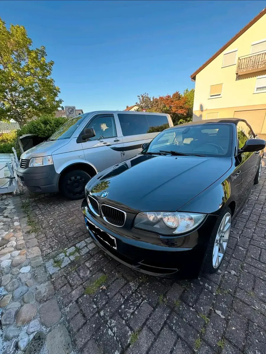 Gebraucht BMW 120 179 PS (131 kW) 2010 Schwarz Kleinwagen