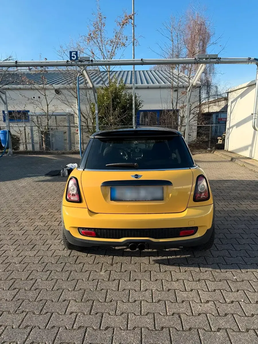 Używany Mini Cooper S 174 KM (127 kW) 2009 Żółty Hatchback