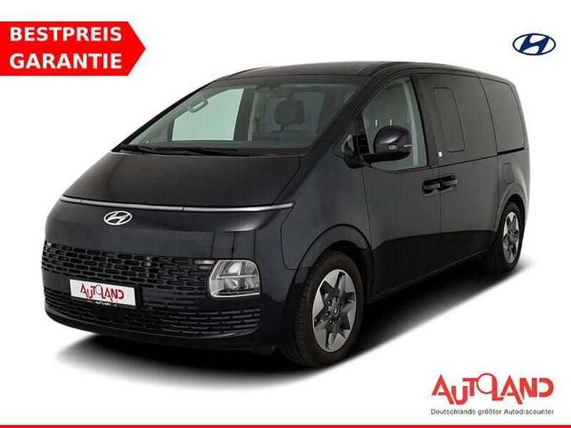 Blau Gebraucht 2023 Hyundai Staria Prime Van | 45.990 € (Fairer Preis) - Bild 1/4