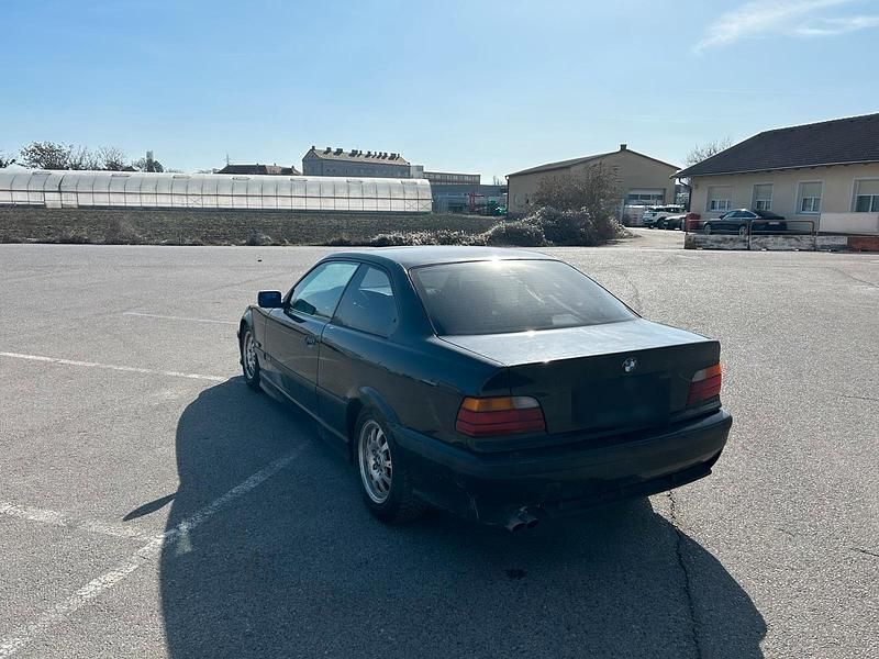 Gebraucht BMW 323 170 PS (125 kW) 1997 Schwarz Coupé