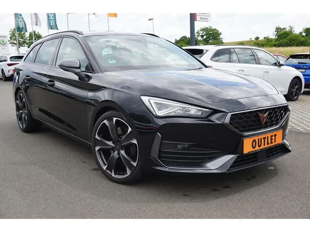 Gebraucht Cupra Leon VZ 245 PS (180 kW) 2024 Mitternachtsschwarz Kombi