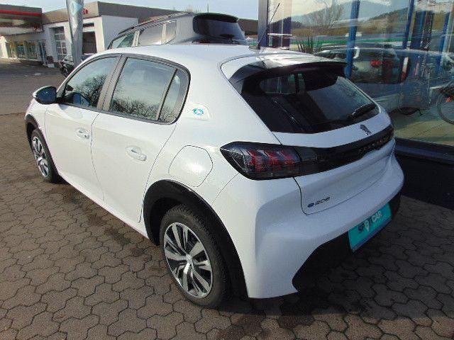 Gebraucht Peugeot e-208 Active 100 kW (136 PS) 2021 Weiß Kleinwagen
