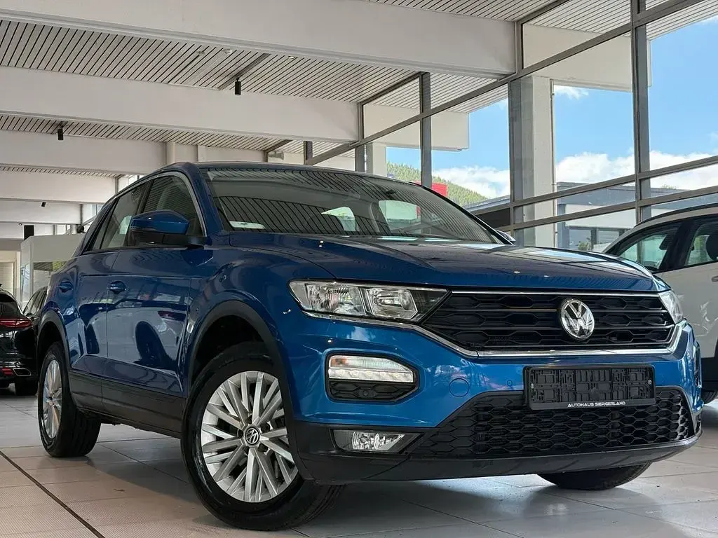 Używany VW T-Roc Basis 116 KM (85 kW) 2018 Niebieski SUV