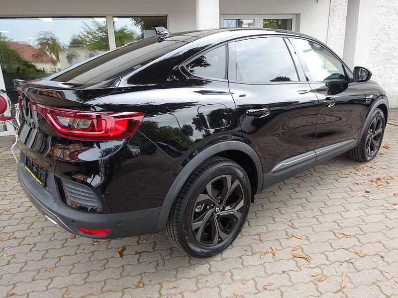 Gebraucht Renault Arkana 143 PS (105 kW) 2023 Schwarz SUV
