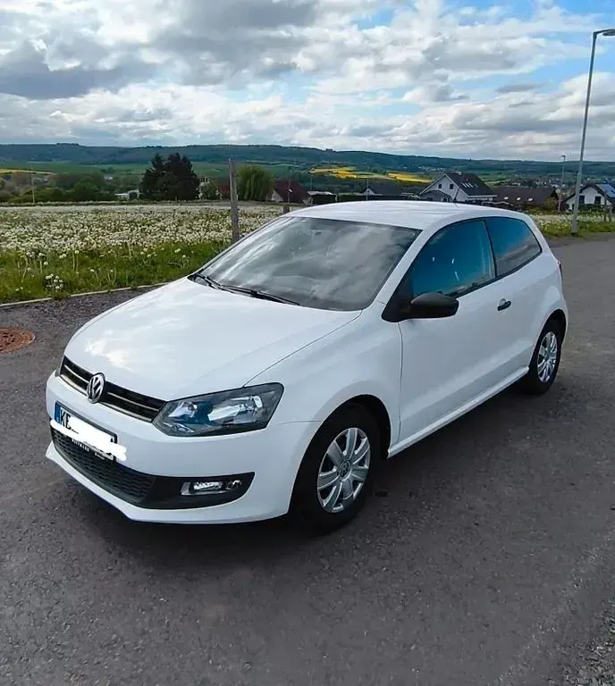 Używany VW Polo Trendline 60 KM (44 kW) 2010 Biały Hatchback